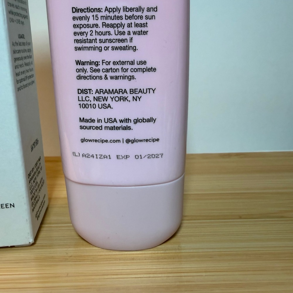 Glow Recipe Watermelon Glow Dew Shield Hydrating Fluid SPF 30 Sunscreen 50ml NEW - Picture 2 of 7